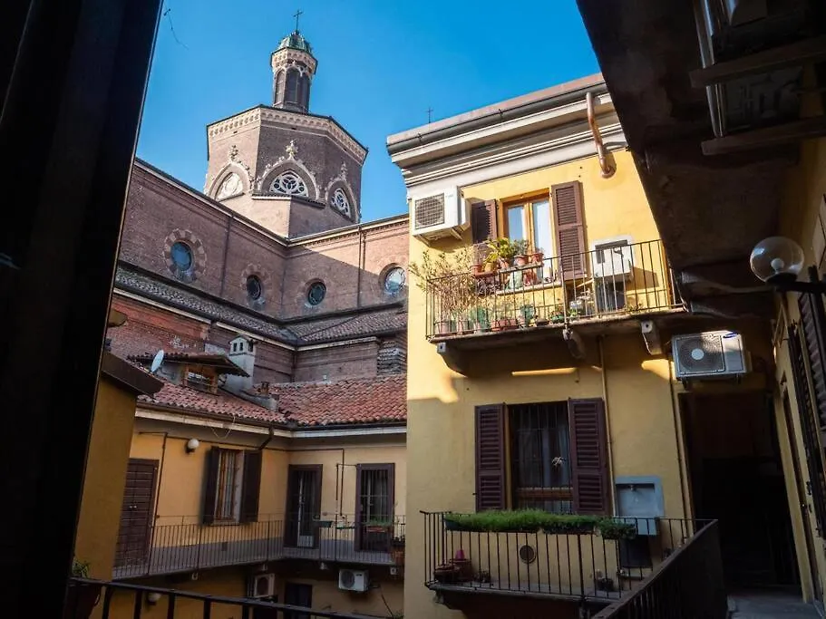 公寓 Romantic Flat On Navigli River By Easylife 米兰